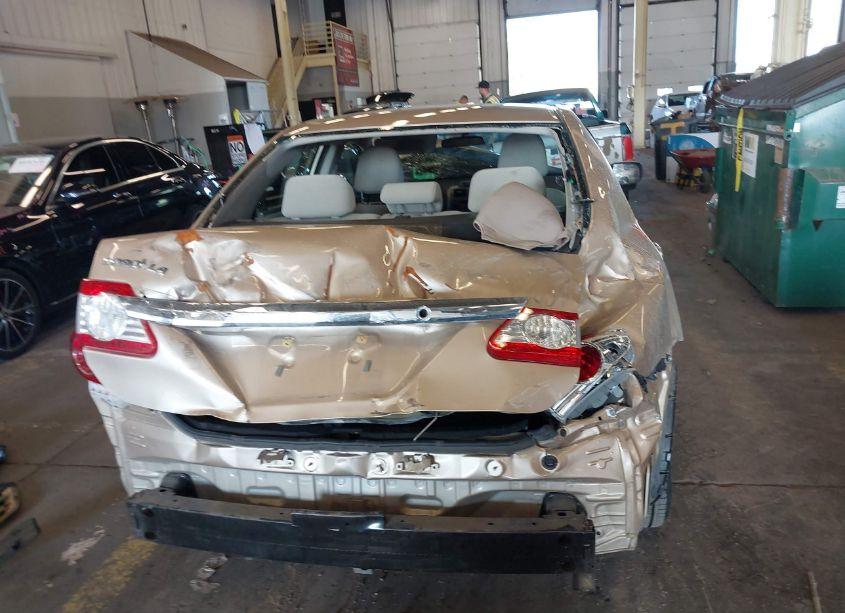 Photo 15 of 2013 Toyota Corolla LE (VIN 2T1BU4EE9DC925395)