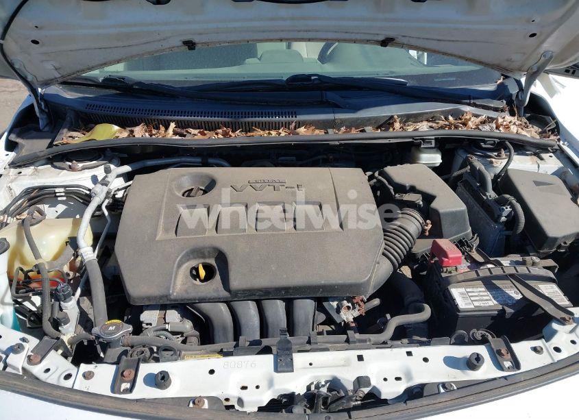 Photo 10 of 2013 Toyota Corolla LE (VIN 2T1BU4EE9DC939216)