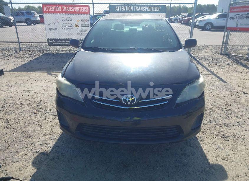 Photo 12 of 2013 Toyota Corolla LE (VIN 2T1BU4EE9DC941502)