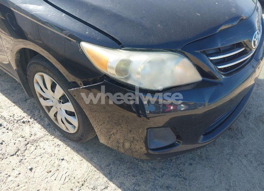 Photo 17 of 2013 Toyota Corolla LE (VIN 2T1BU4EE9DC941502)