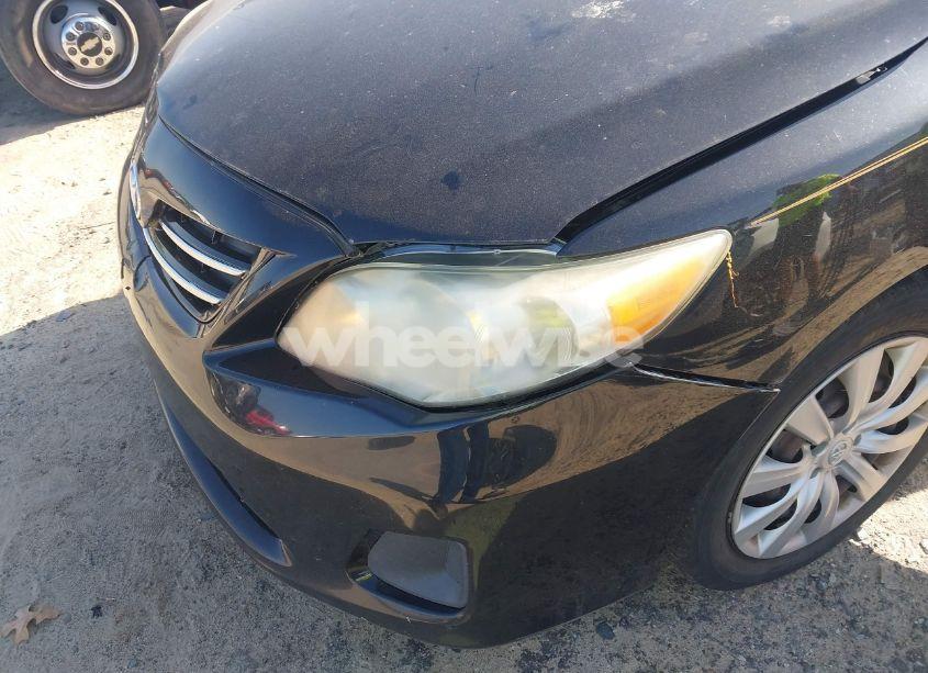 Photo 19 of 2013 Toyota Corolla LE (VIN 2T1BU4EE9DC941502)