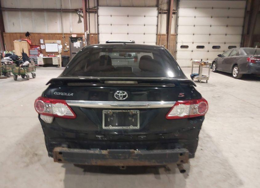 Photo 16 of 2013 Toyota Corolla S (VIN 2T1BU4EE9DC951205)