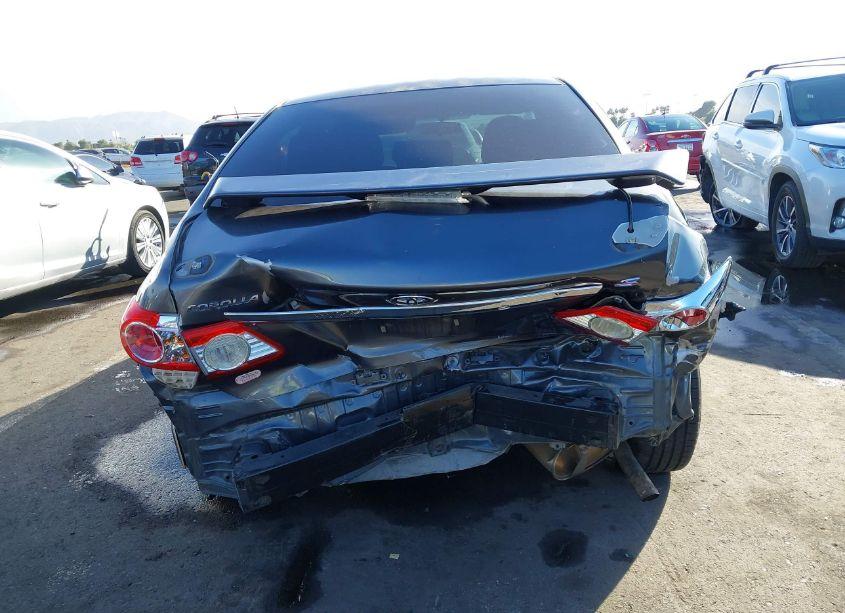 Photo 6 of 2013 Toyota Corolla S (VIN 2T1BU4EE9DC958008)