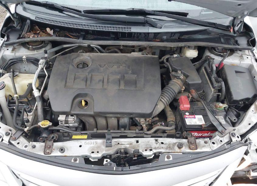 Photo 10 of 2013 Toyota Corolla LE (VIN 2T1BU4EE9DC963869)