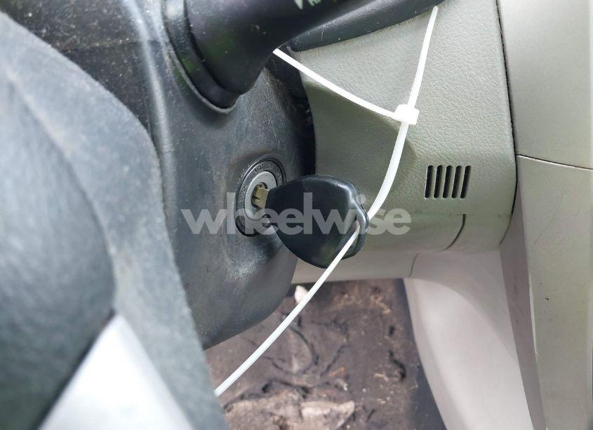 Photo 11 of 2013 Toyota Corolla LE (VIN 2T1BU4EE9DC970577)