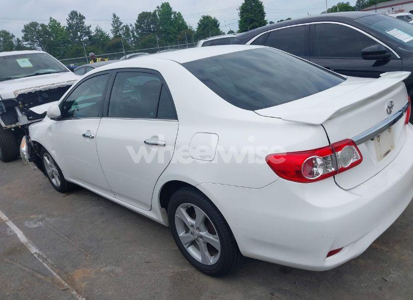 Photo 14 of 2013 Toyota Corolla LE (VIN 2T1BU4EE9DC975682)