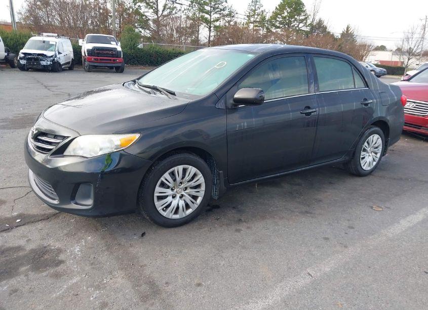 Photo 2 of 2013 Toyota Corolla LE (VIN 2T1BU4EE9DC982308)