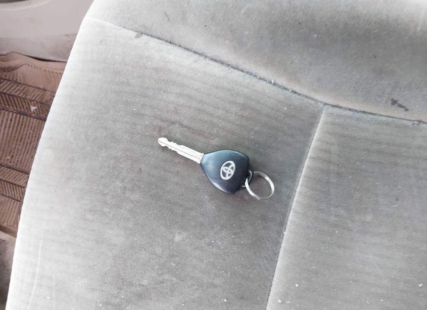 Photo 11 of 2010 Toyota Corolla LE (VIN 2T1BU4EEXAC225798)