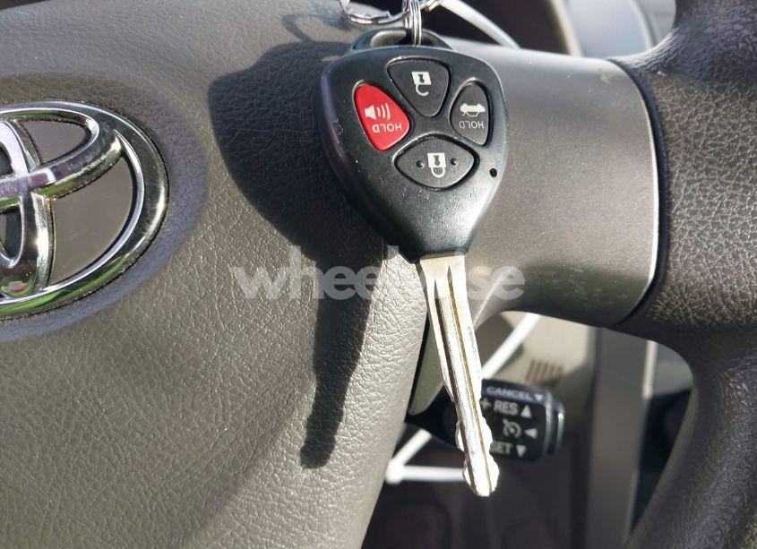 Photo 11 of 2010 Toyota Corolla LE (VIN 2T1BU4EEXAC246652)