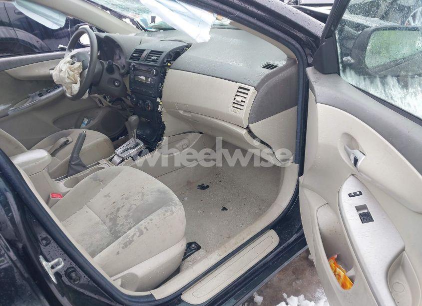 Photo 5 of 2010 Toyota Corolla LE (VIN 2T1BU4EEXAC250717)