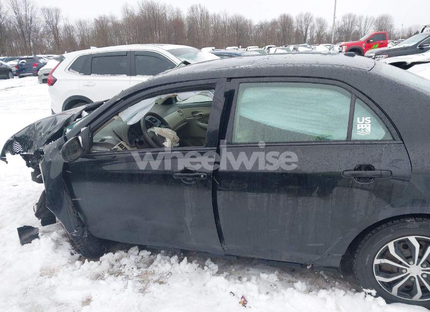 Photo 6 of 2010 Toyota Corolla LE (VIN 2T1BU4EEXAC250717)