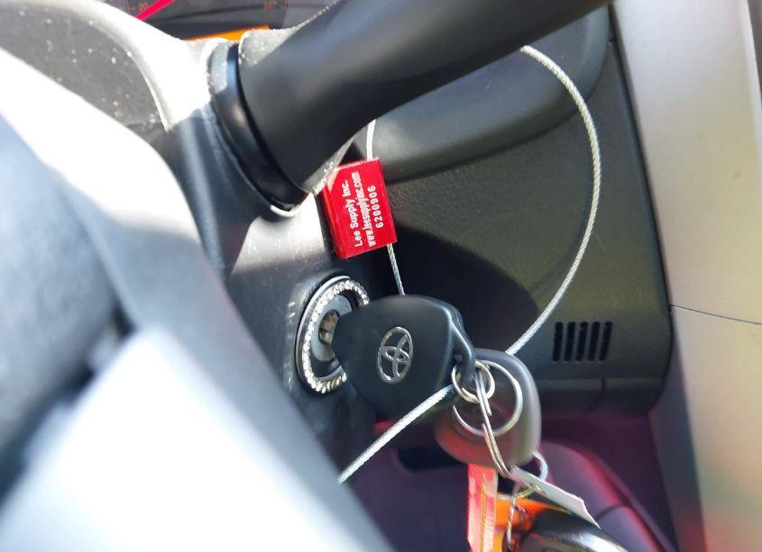 Photo 11 of 2010 Toyota Corolla S (VIN 2T1BU4EEXAC253195)