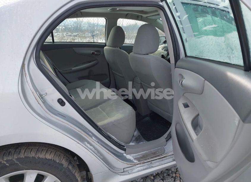 Photo 8 of 2010 Toyota Corolla LE (VIN 2T1BU4EEXAC286326)