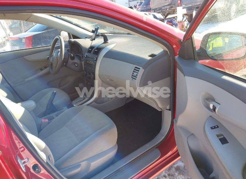 Photo 5 of 2010 Toyota Corolla LE (VIN 2T1BU4EEXAC289372)