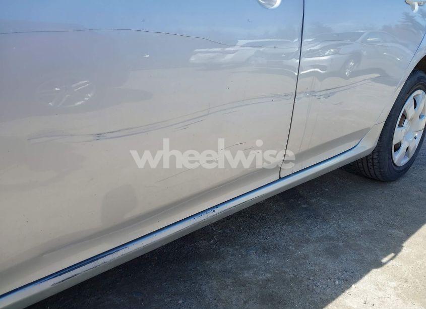 Photo 13 of 2010 Toyota Corolla LE (VIN 2T1BU4EEXAC298637)