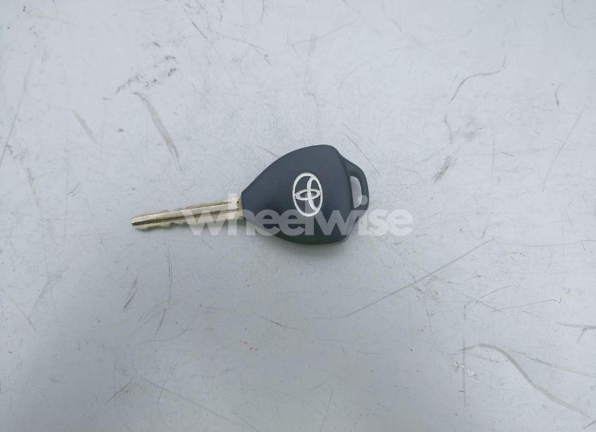 Photo 11 of 2010 Toyota Corolla LE (VIN 2T1BU4EEXAC306977)