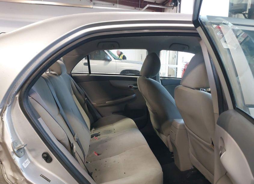 Photo 8 of 2010 Toyota Corolla LE (VIN 2T1BU4EEXAC347948)