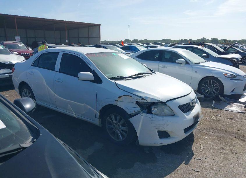 2010 Toyota Corolla LE (VIN 2T1BU4EEXAC412605) main photo