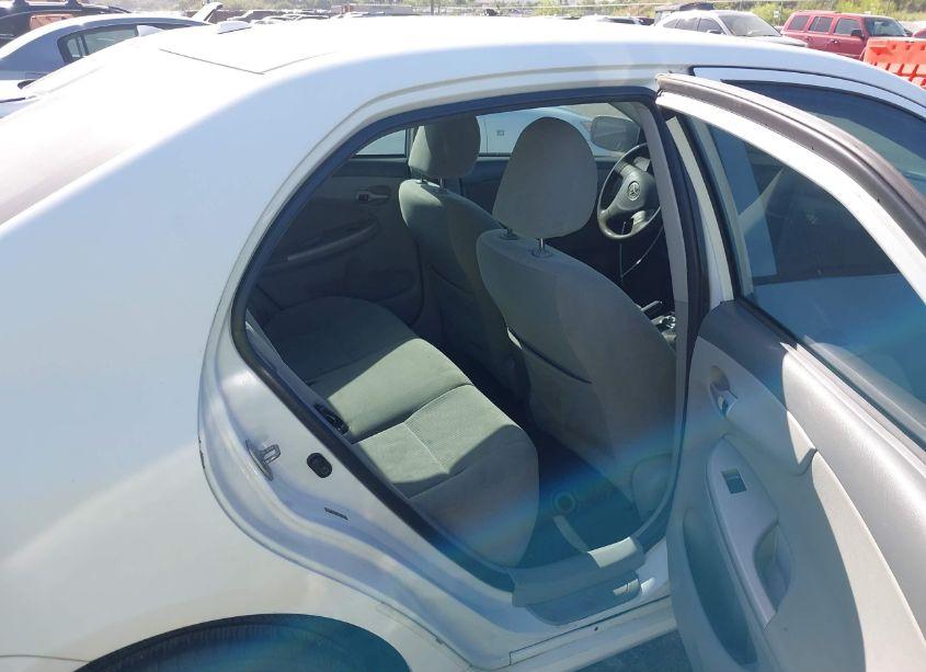 Photo 8 of 2010 Toyota Corolla LE (VIN 2T1BU4EEXAC412605)