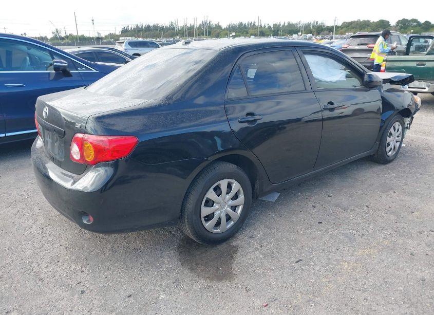 Photo 4 of 2010 Toyota Corolla LE (VIN 2T1BU4EEXAC516799)