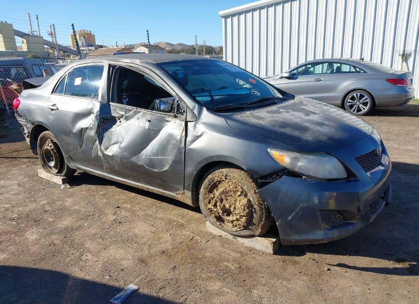 2010 Toyota Corolla LE (VIN 2T1BU4EEXAC518973) main photo