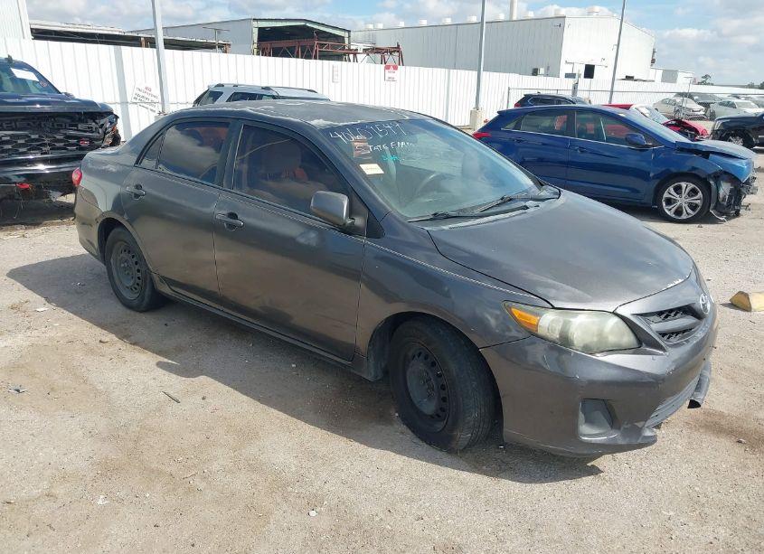 2011 Toyota Corolla LE (VIN 2T1BU4EEXBC578639) main photo