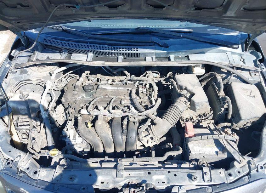 Photo 10 of 2011 Toyota Corolla LE (VIN 2T1BU4EEXBC578639)