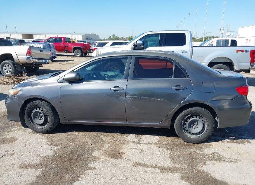 Photo 14 of 2011 Toyota Corolla LE (VIN 2T1BU4EEXBC578639)
