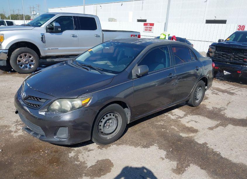 Photo 2 of 2011 Toyota Corolla LE (VIN 2T1BU4EEXBC578639)