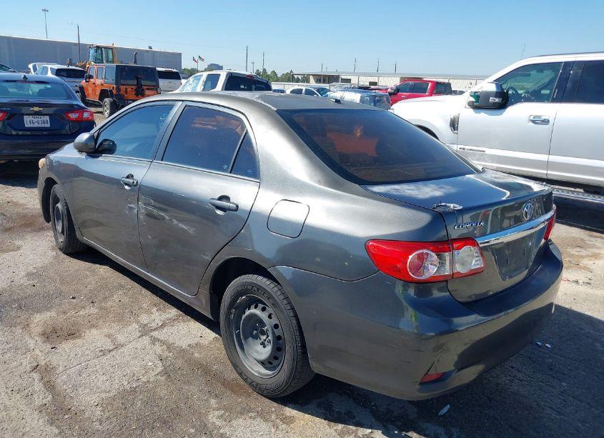 Photo 3 of 2011 Toyota Corolla LE (VIN 2T1BU4EEXBC578639)