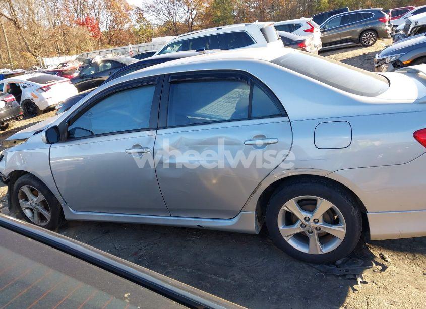 Photo 14 of 2011 Toyota Corolla S (VIN 2T1BU4EEXBC585820)