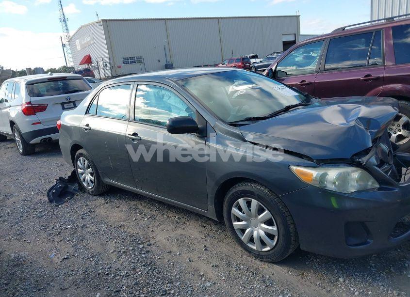 Photo 13 of 2011 Toyota Corolla (VIN 2T1BU4EEXBC591164)