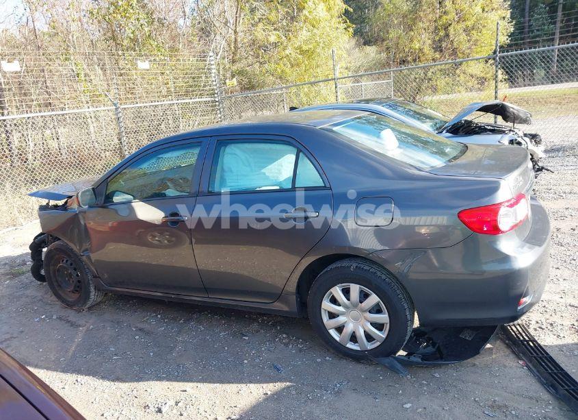 Photo 14 of 2011 Toyota Corolla (VIN 2T1BU4EEXBC591164)