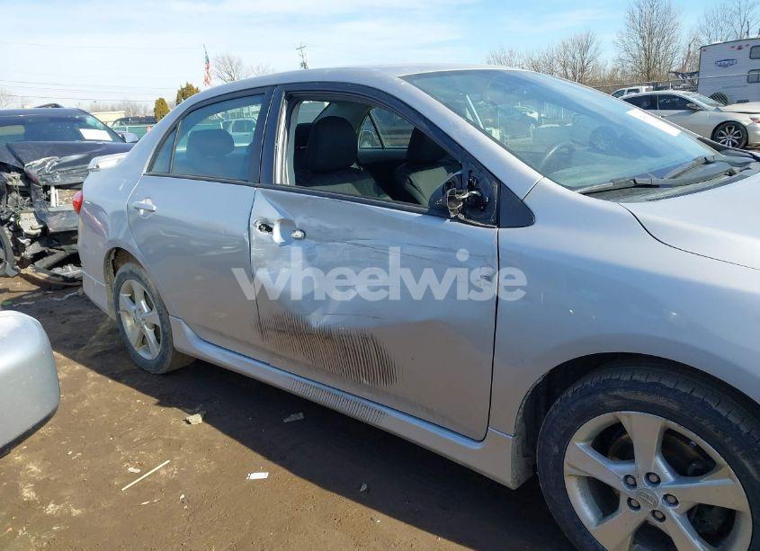 Photo 13 of 2011 Toyota Corolla S (VIN 2T1BU4EEXBC621490)