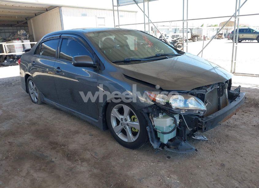 2011 Toyota Corolla S (VIN 2T1BU4EEXBC629153) main photo