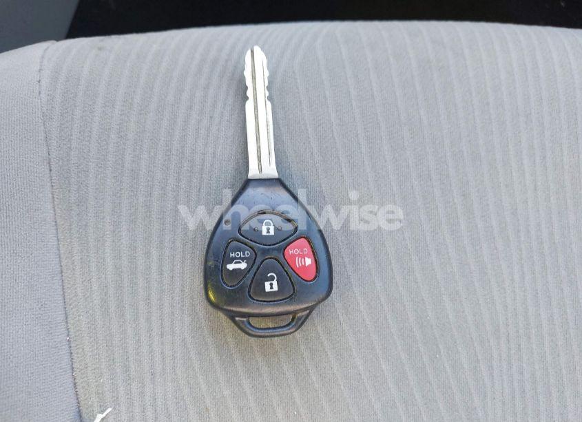 Photo 11 of 2011 Toyota Corolla LE (VIN 2T1BU4EEXBC630710)