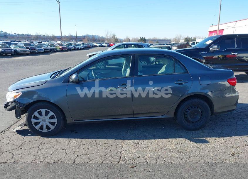 Photo 14 of 2011 Toyota Corolla LE (VIN 2T1BU4EEXBC630710)
