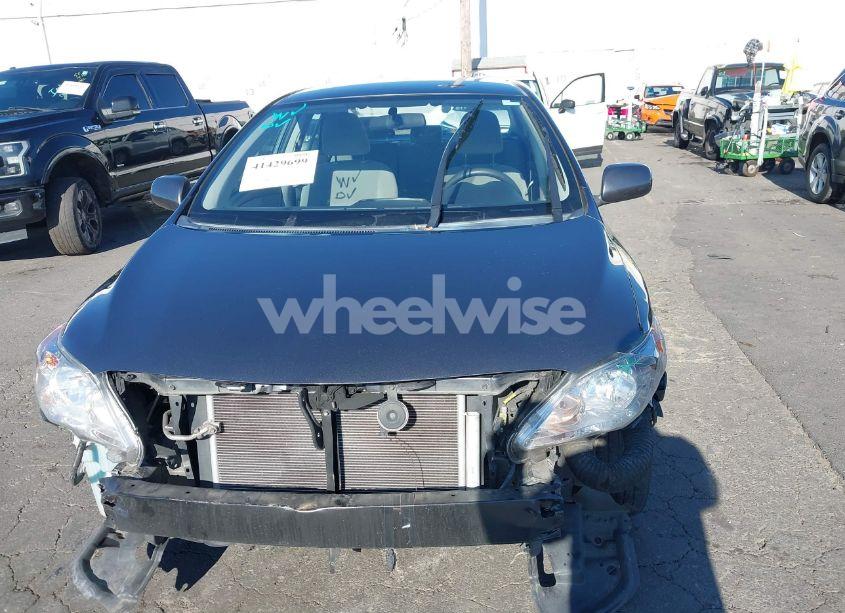 Photo 6 of 2011 Toyota Corolla LE (VIN 2T1BU4EEXBC630710)