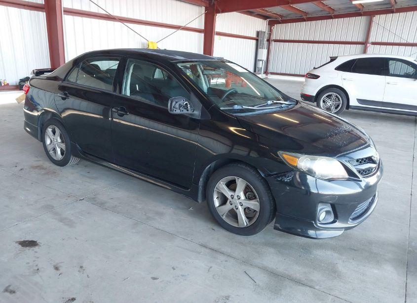 2011 Toyota Corolla S (VIN 2T1BU4EEXBC636555) main photo