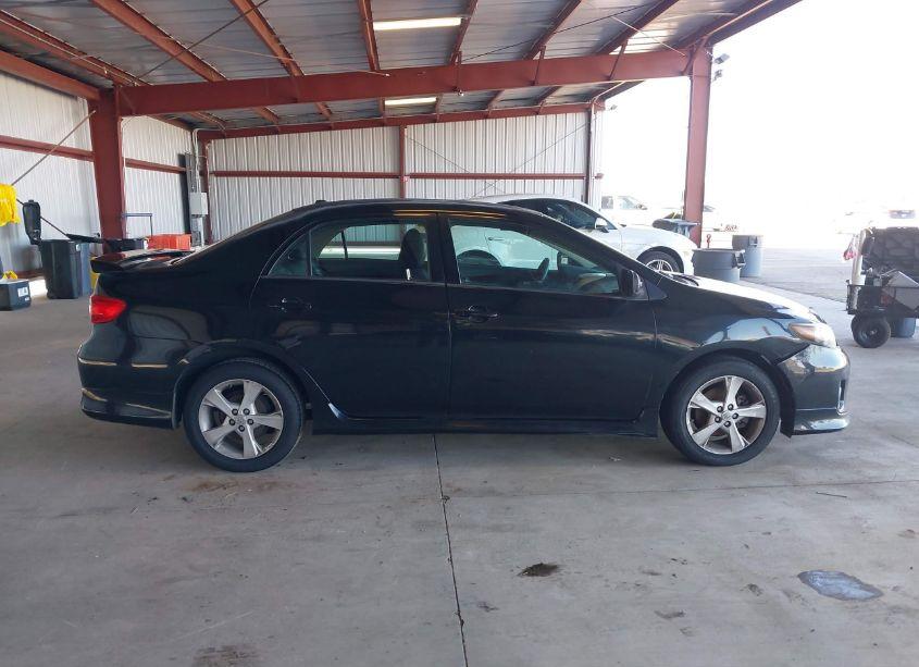 Photo 13 of 2011 Toyota Corolla S (VIN 2T1BU4EEXBC636555)