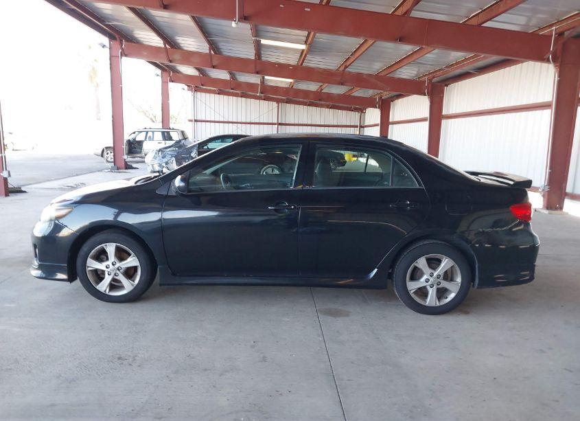 Photo 14 of 2011 Toyota Corolla S (VIN 2T1BU4EEXBC636555)