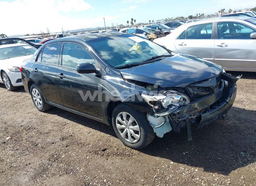 2011 Toyota Corolla LE (VIN 2T1BU4EEXBC645014) main photo