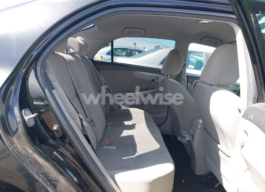 Photo 8 of 2011 Toyota Corolla LE (VIN 2T1BU4EEXBC645014)