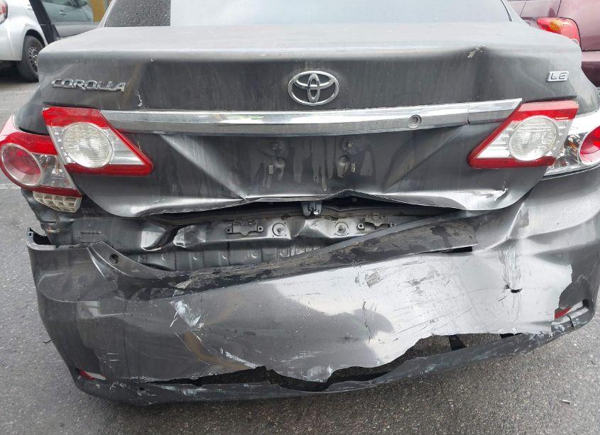 Photo 6 of 2011 Toyota Corolla LE (VIN 2T1BU4EEXBC645630)