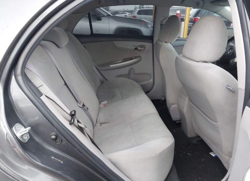 Photo 8 of 2011 Toyota Corolla LE (VIN 2T1BU4EEXBC645630)