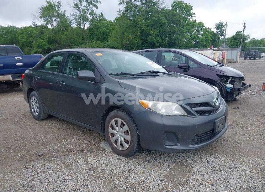 2011 Toyota Corolla LE (VIN 2T1BU4EEXBC705342) main photo