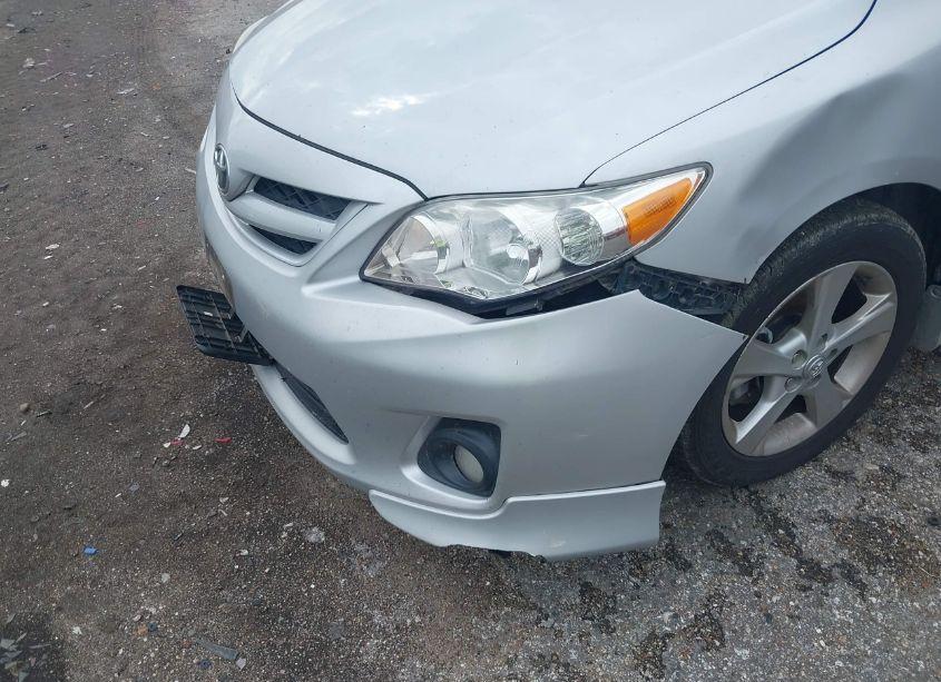 Photo 6 of 2011 Toyota Corolla S (VIN 2T1BU4EEXBC717457)