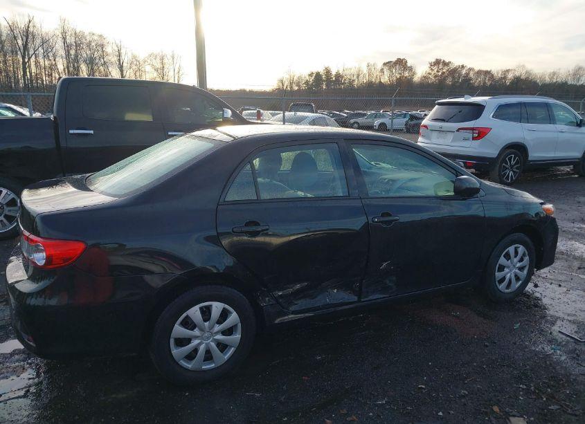 Photo 13 of 2011 Toyota Corolla (VIN 2T1BU4EEXBC726336)