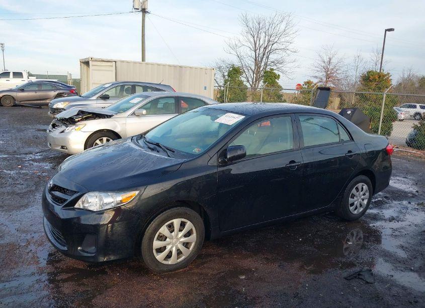 Photo 2 of 2011 Toyota Corolla (VIN 2T1BU4EEXBC726336)