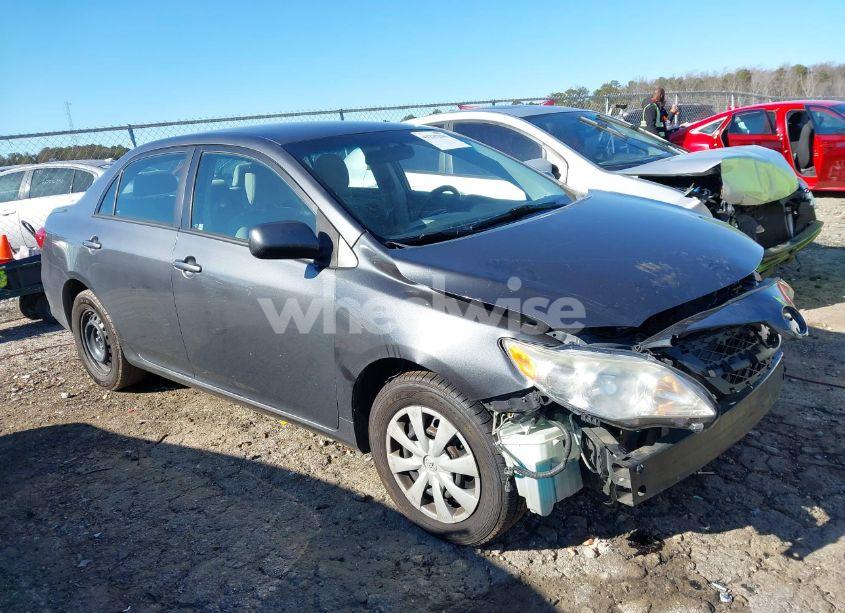2011 Toyota Corolla LE (VIN 2T1BU4EEXBC752841) main photo